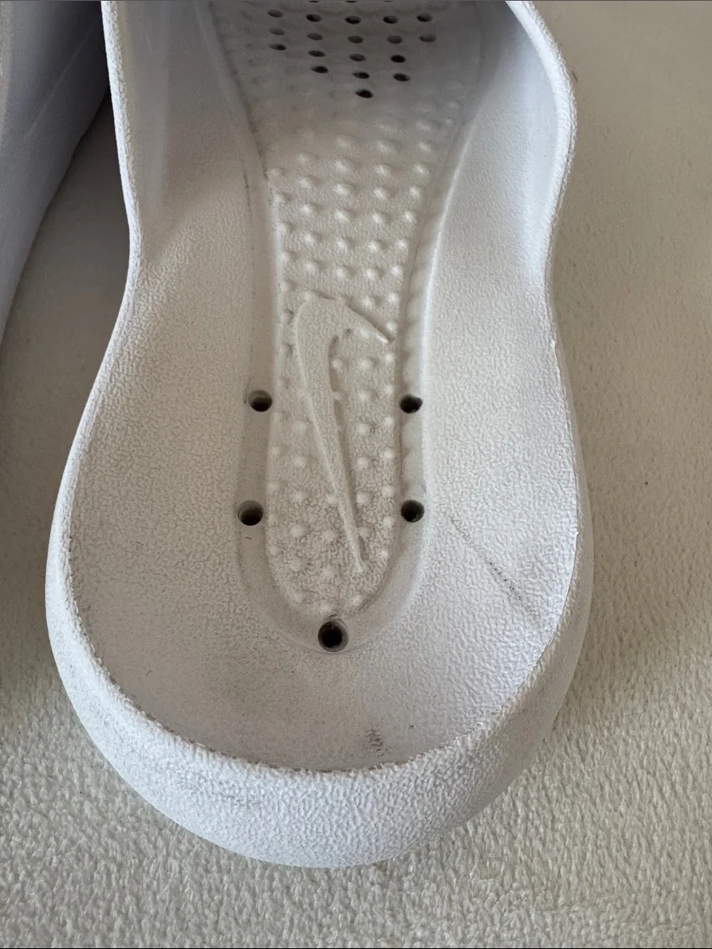 Nike slides